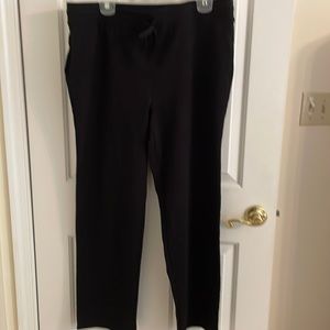 Karen Scott sport pants side pockets 95%cotton 5 spandex